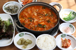 김치찌개,국내여행,음식정보