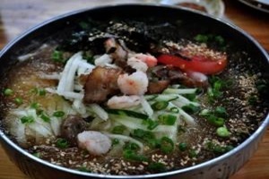 해삼냉칼국수,대구광역시 달성군,지역음식