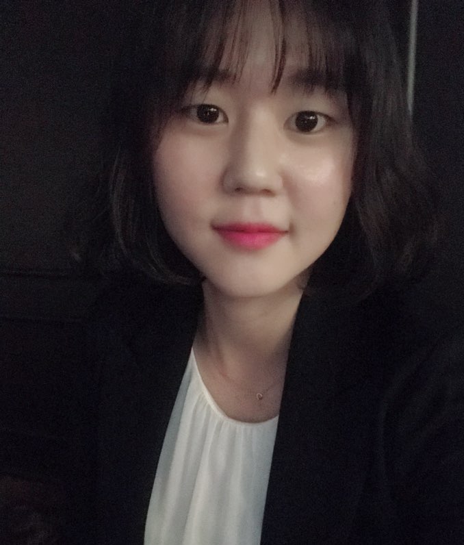 박지현 사진