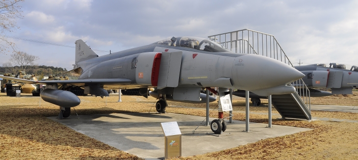 최무선 과학관 야외전시장에 배치된 F-4D Phantom Ⅱ