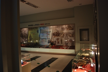 6.25전쟁체험전시관에서는 우리 민족의 역사를&nbsp;체험할 수 있다.