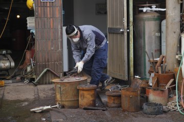 남항 일대는 예부터&nbsp;배를 수리하는 수리 조선소가 많았다. 이곳은 여전히 누군가의 삶의 터전이다.&nbsp;