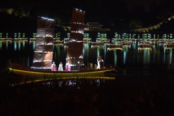 백제문화제의 야경은 사진이 잘 나오기로 유명하다.