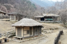 문경시, 영화 ‘왕과 사는 남자’ 흥행 돌풍에 촬영지 문경새재도 북적, 국내여행, 여행정보