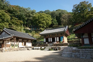 국내 유일 두 개의 대웅전이 있는, 장곡사 