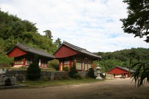 곳곳에 빛나는 보석이 가득하도다, 금산 보석사 ,충청남도 금산군