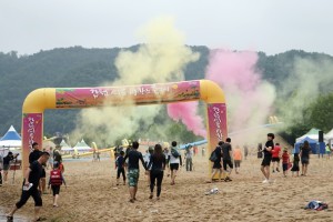 여름 휴가도 복고풍으로~ 합천여름바캉스축제에서 신나게 놀아보자