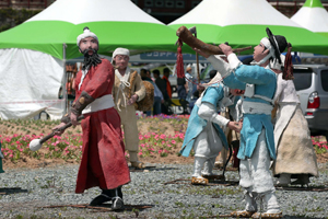 조선속으로 타임머신, 병영성으로 축제여행