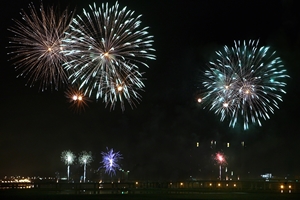 크루즈개항 기념 불꽃축제 26일 송도 밤하늘 수놓는다.