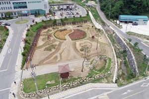 천년함양산삼이 나타났다! 세계최초 58m의 천년산삼을 테마로 한 태삼원 조성