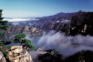 단양강 물길 따라 즐기는 단양팔경(丹陽八景)투어 인기!