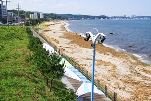 양양군, 몽돌이 들려주는 파도소리 들으며 몽돌소리길 걸어보세요!