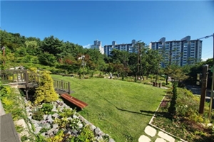 성북구, 볼거리 가득한 “도심 속 정원” 