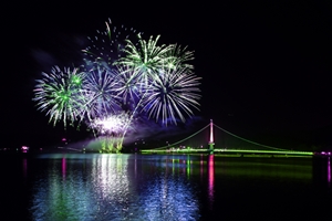예산군, 6일 ‘예당호 출렁다리 빛밤 불꽃축제’ 개최