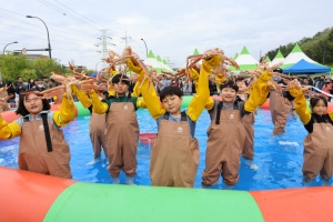 다채로운 먹거리와 즐길거리, 동해항 크랩킹 페스타 4월 개최 