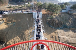 연천군, 한탄강 베개용암 출렁다리 개통