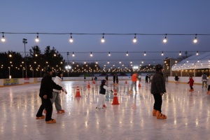 가까이서 만나는 겨울 놀이터, ‘부천 아이스월드 빙파니아’ 개장