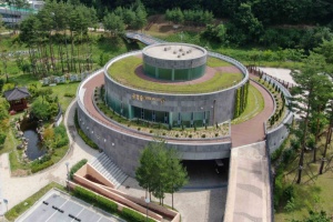 울진군 금강송에코리움, 민간위탁 운영 본격화 