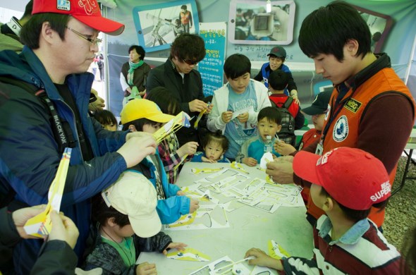 고흥우주항공축제는 아이와 어른 모두 즐길 수 있다. 