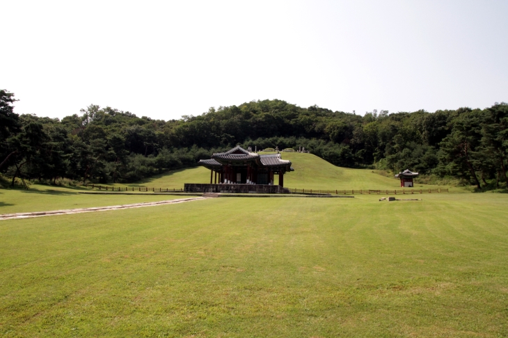 많은 사람들이 예송논쟁은 알지만 그 시기의 왕인 현종은 알지 못한다.