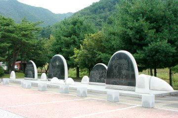 동학농민혁명기념공원은 역사의 현장이자 쉼터로서 그 역할을 다 하고 있다.