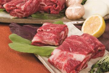 김제의 소는 청보리 사료를 먹고 자라 최고급 고기로 평가받는다.
